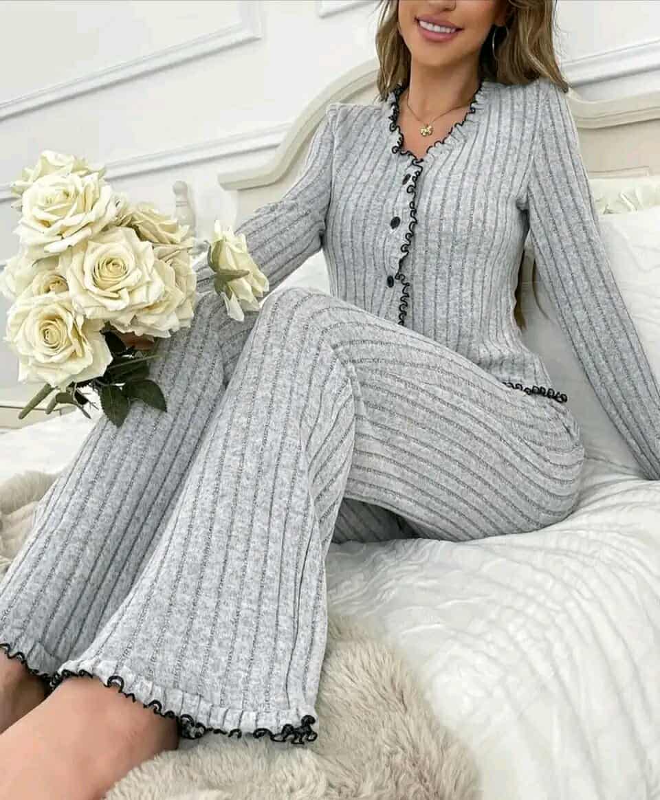 بيجامة كوتون قفلة امبورطاااسيو image