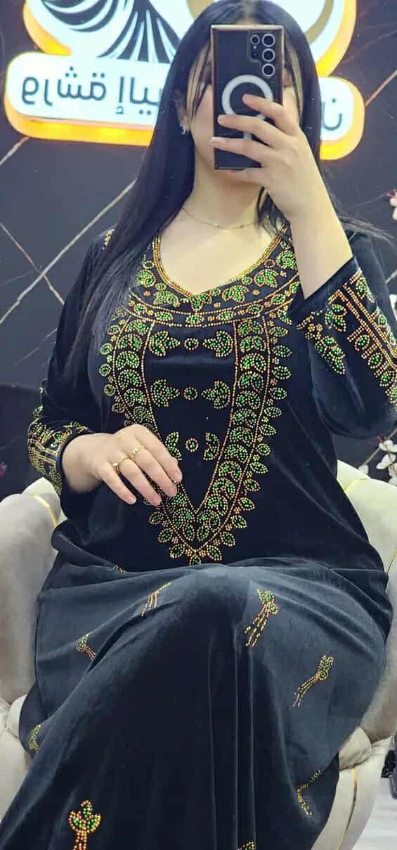 روبة قطيفة روايال image