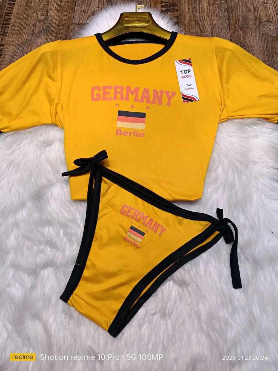 بيجامة 3 بياس image