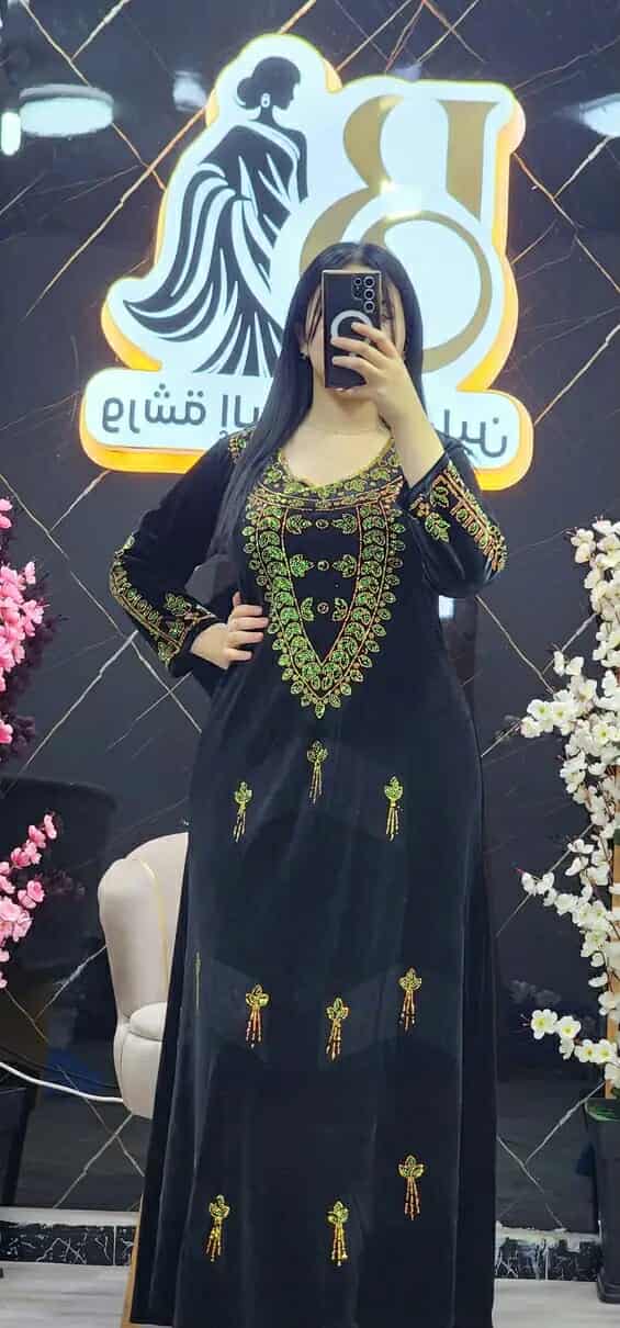 روبة قطيفة روايال image