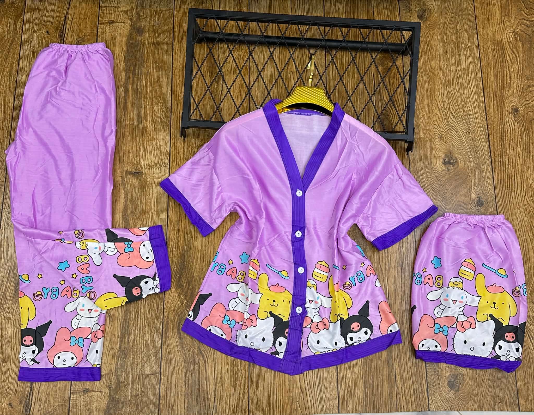 بيجامة 3 بياس image