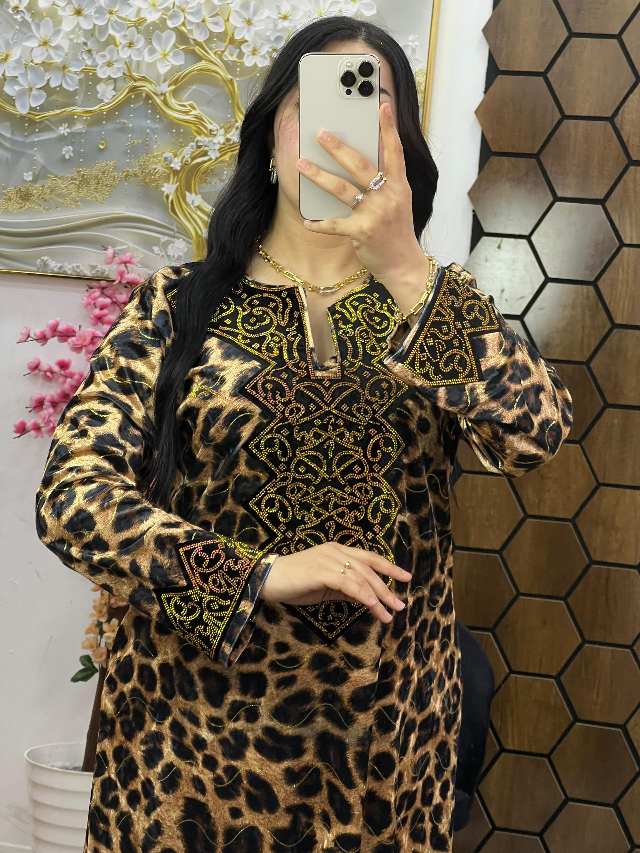 روب نسائي image