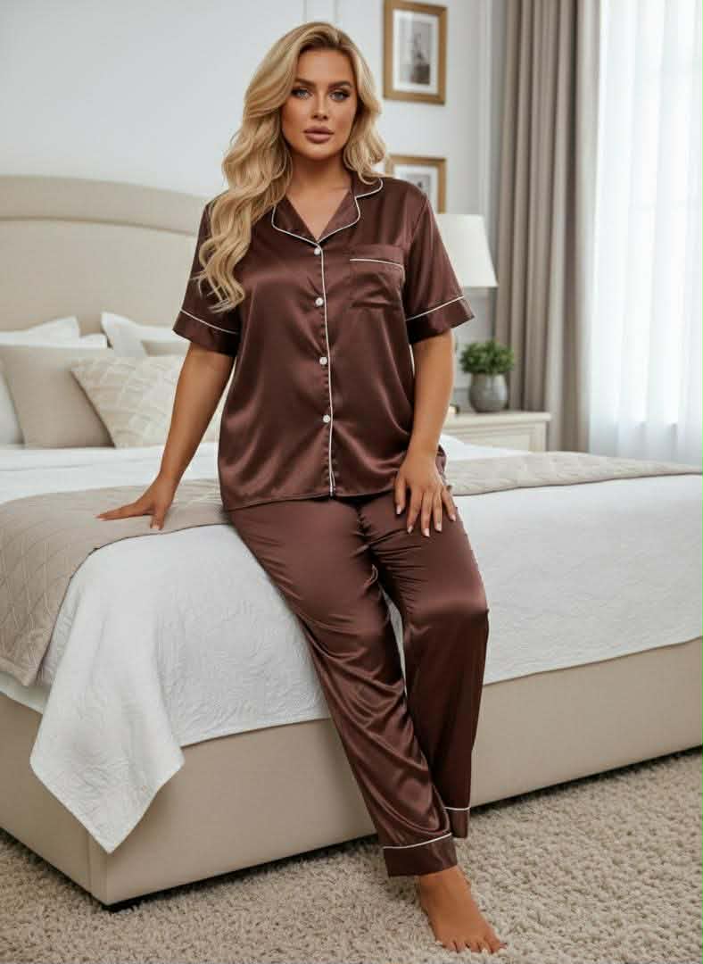 بيجاما ساتان image