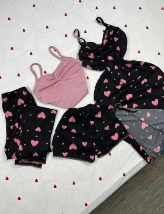 بيجامة 4 بياس image