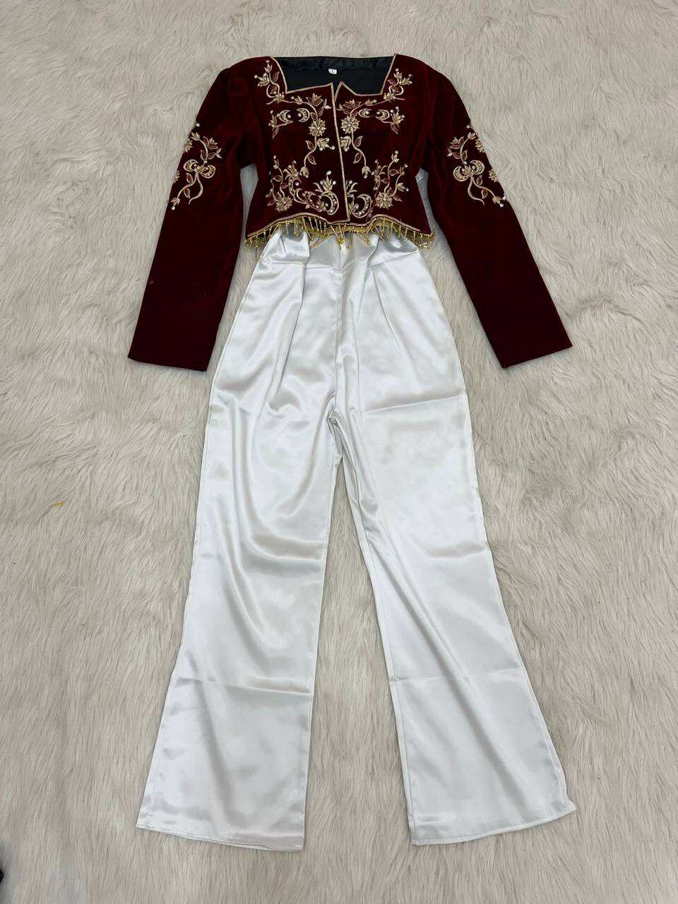 سروال وفاسا بالطرز