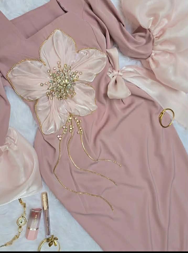 مودال لورغونزا بالوردة image