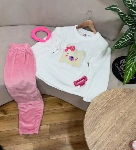 بيجامة بولار