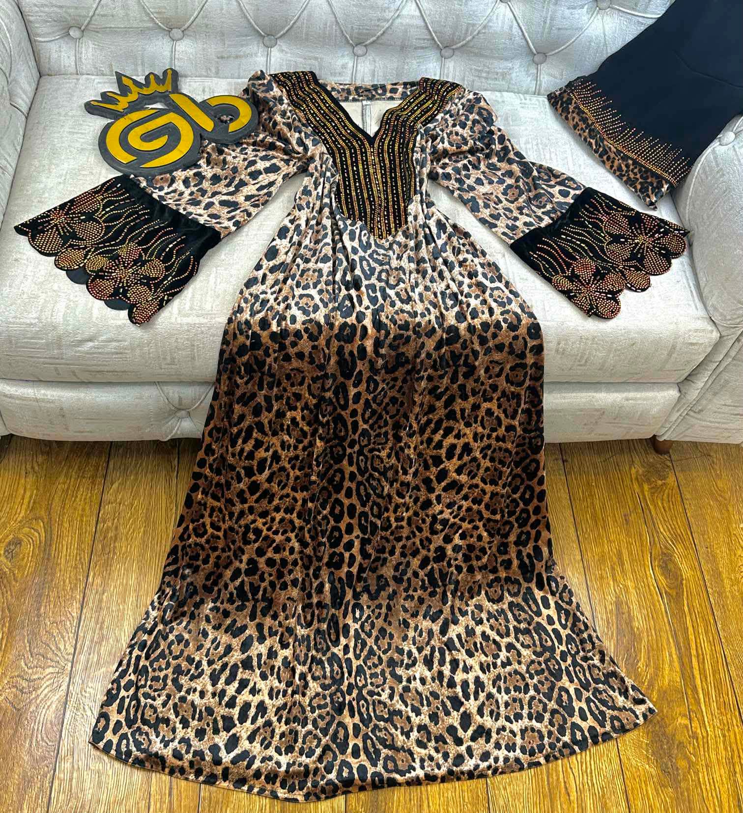 المخور الإماراتي image