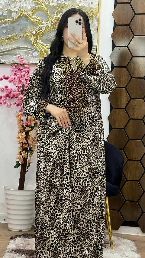 روب نسائي image