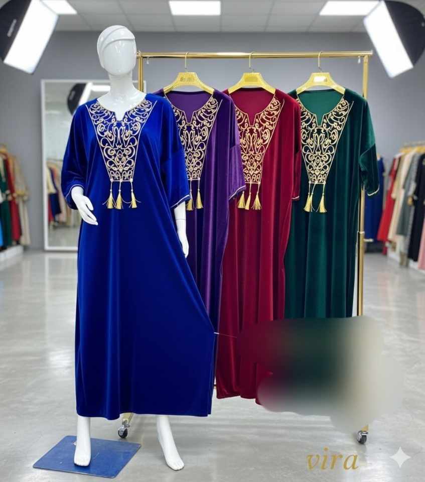 جبة مخملية قطرية