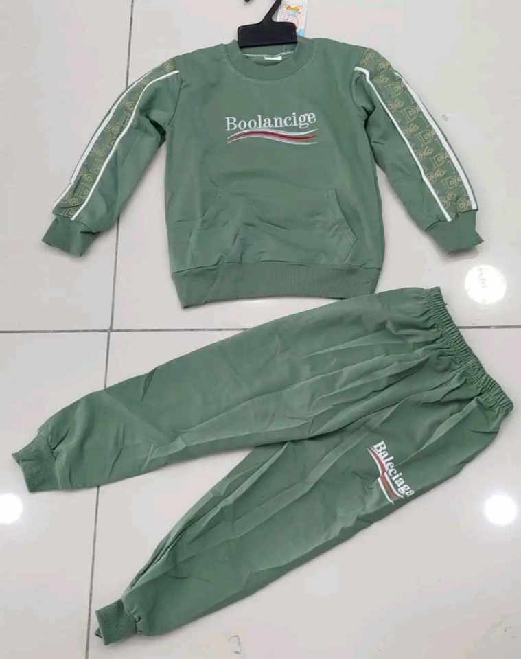 ملابس اطفال image