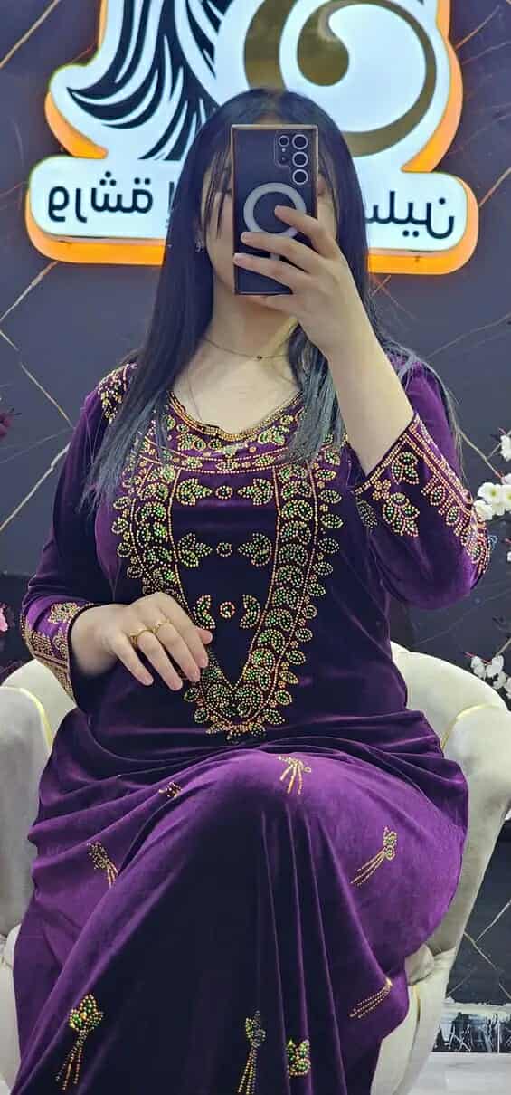 روبة قطيفة روايال image