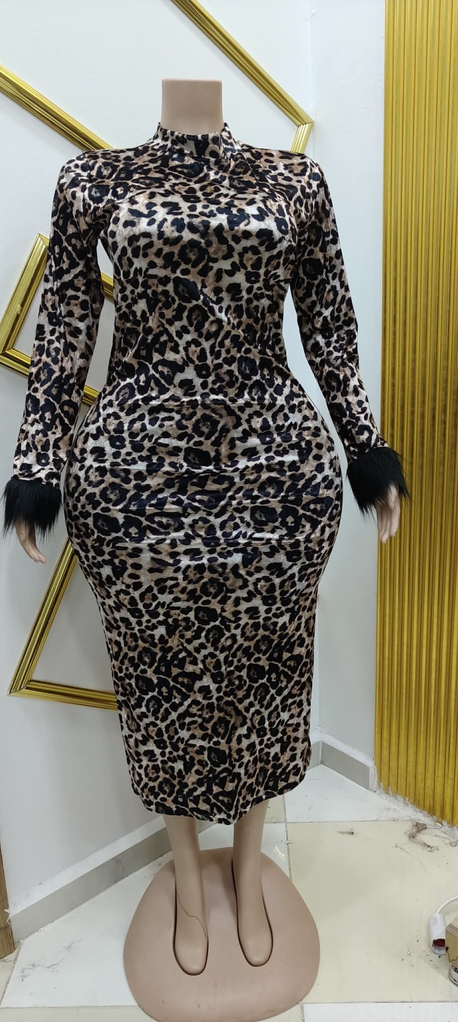 فوندروب image