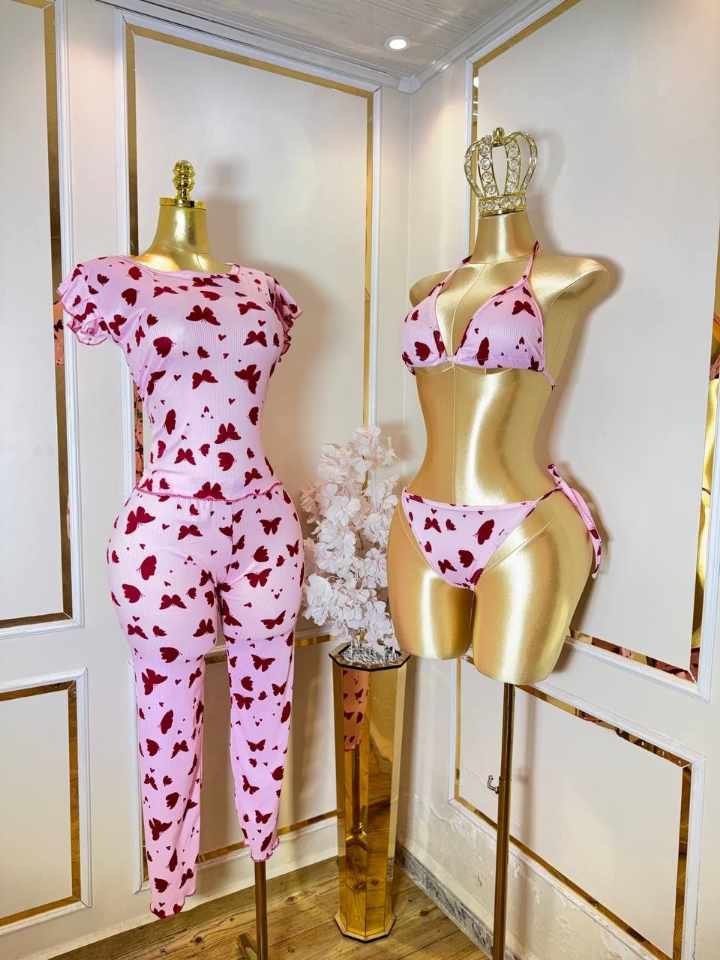 بيجامة 4 بياس image