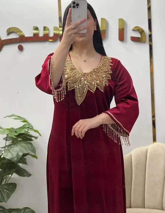 روبة قطيفة روايال image