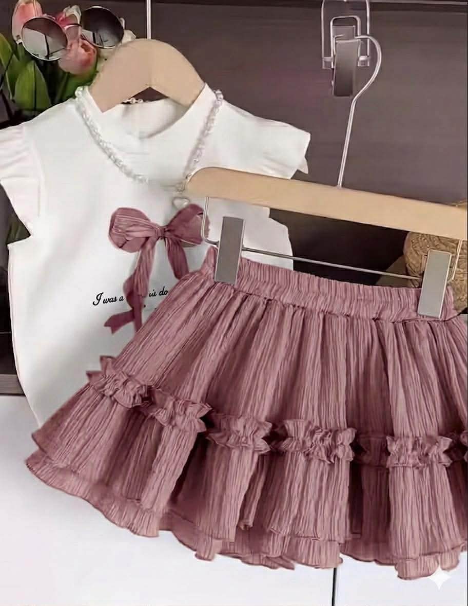 ملابس بنات image